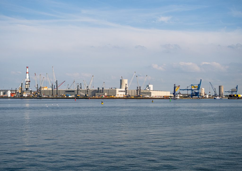 Rostock, Blick auf Hafen